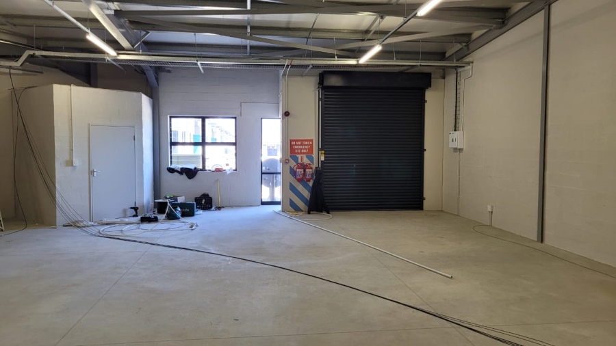 To Let commercial Property for Rent in Montague Gardens Western Cape